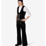 Lenn_90511_Model_Ganzkörper